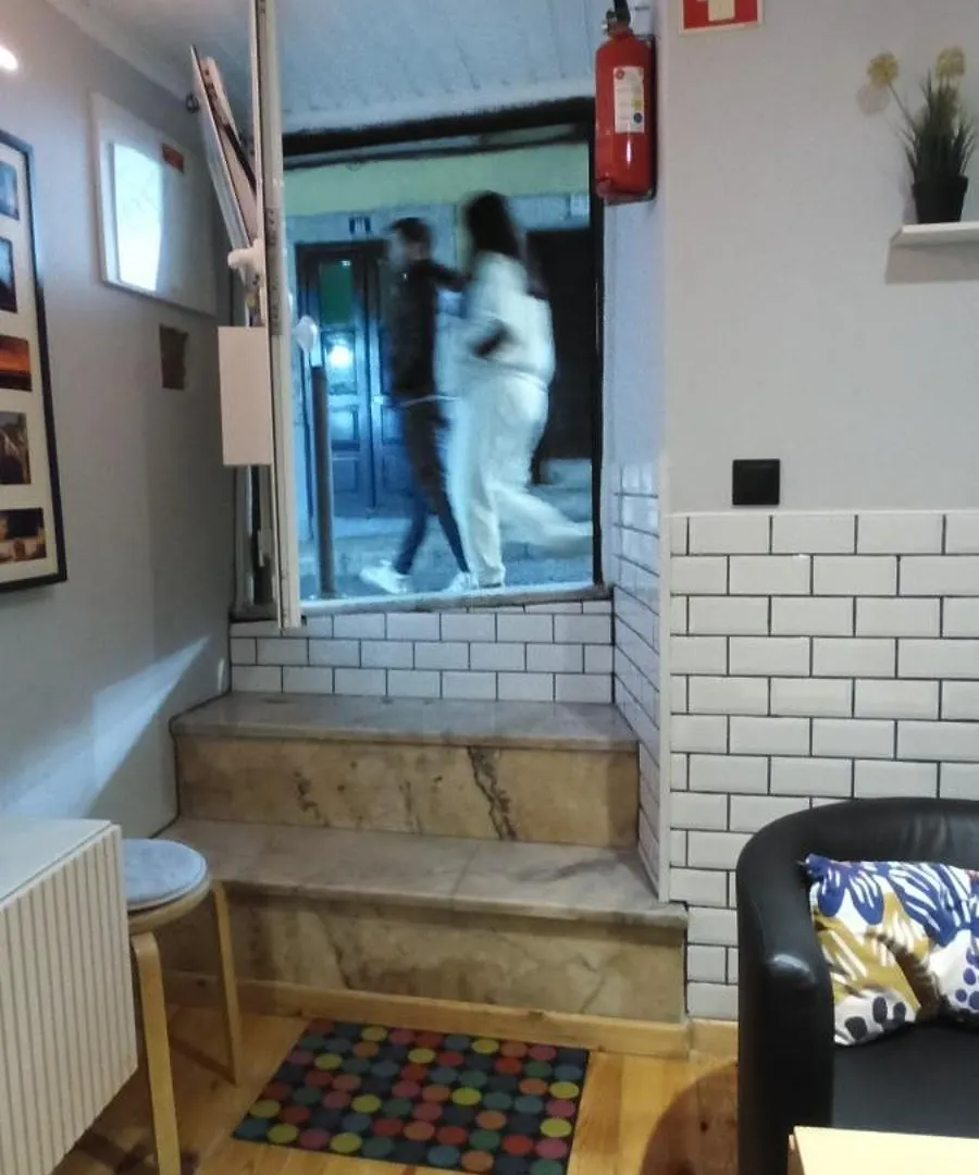 Lisbon Underground Apartment