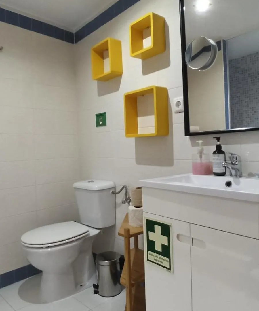 Lisbon Underground Apartment 0*,